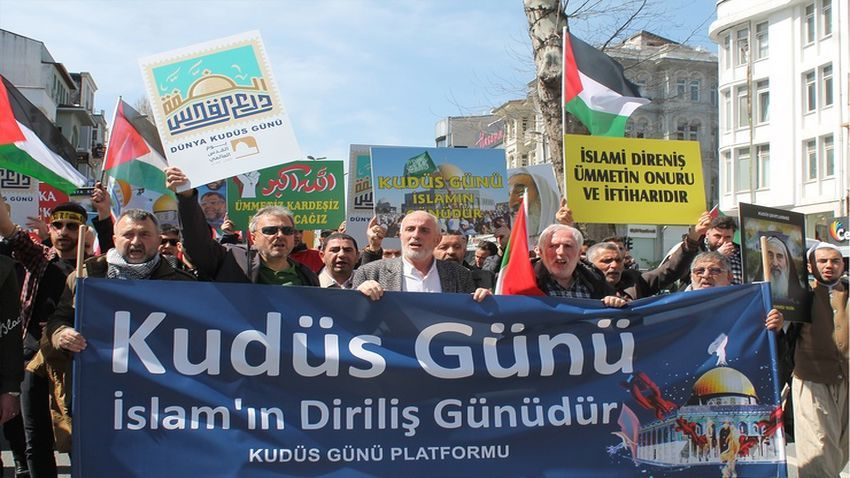 Hamas’tan tüm dünyaya çağrı: Cuma günü Dünya Kudüs Günü, meydanları dolduralım İstanbul’daki gösterinin adresi Fatih Camii olacak.